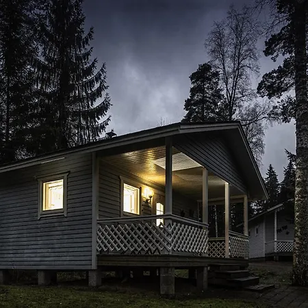 펜션 Juhlamenot Oy *