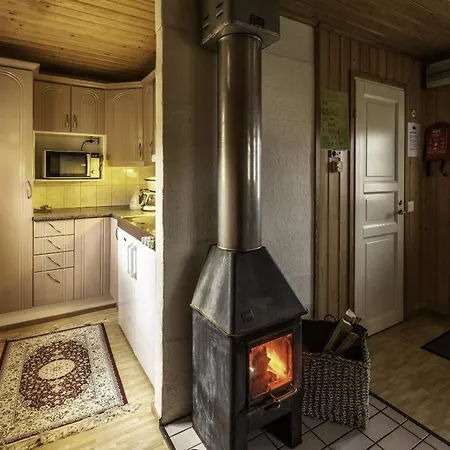 펜션 Juhlamenot Oy Soderkulla (Helsinki)