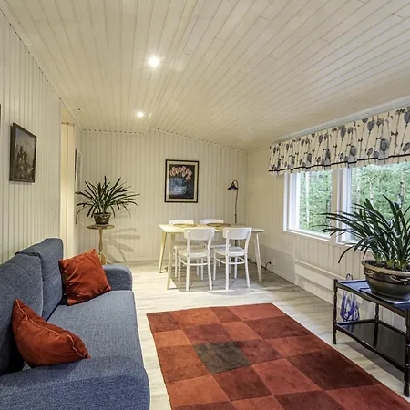 Juhlamenot Oy 펜션