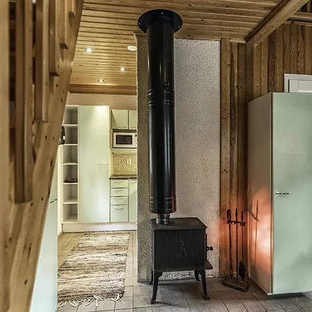 Juhlamenot Oy 펜션 *