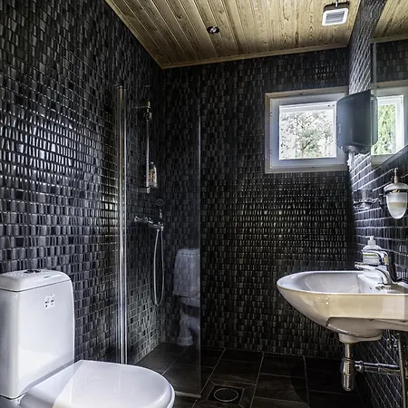 Juhlamenot Oy Prázdninový dům Soderkulla (Helsinki)