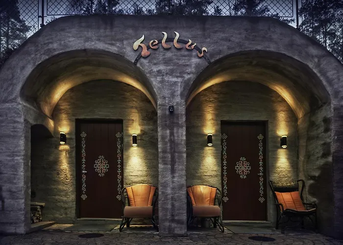 Nyaraló Juhlamenot Oy